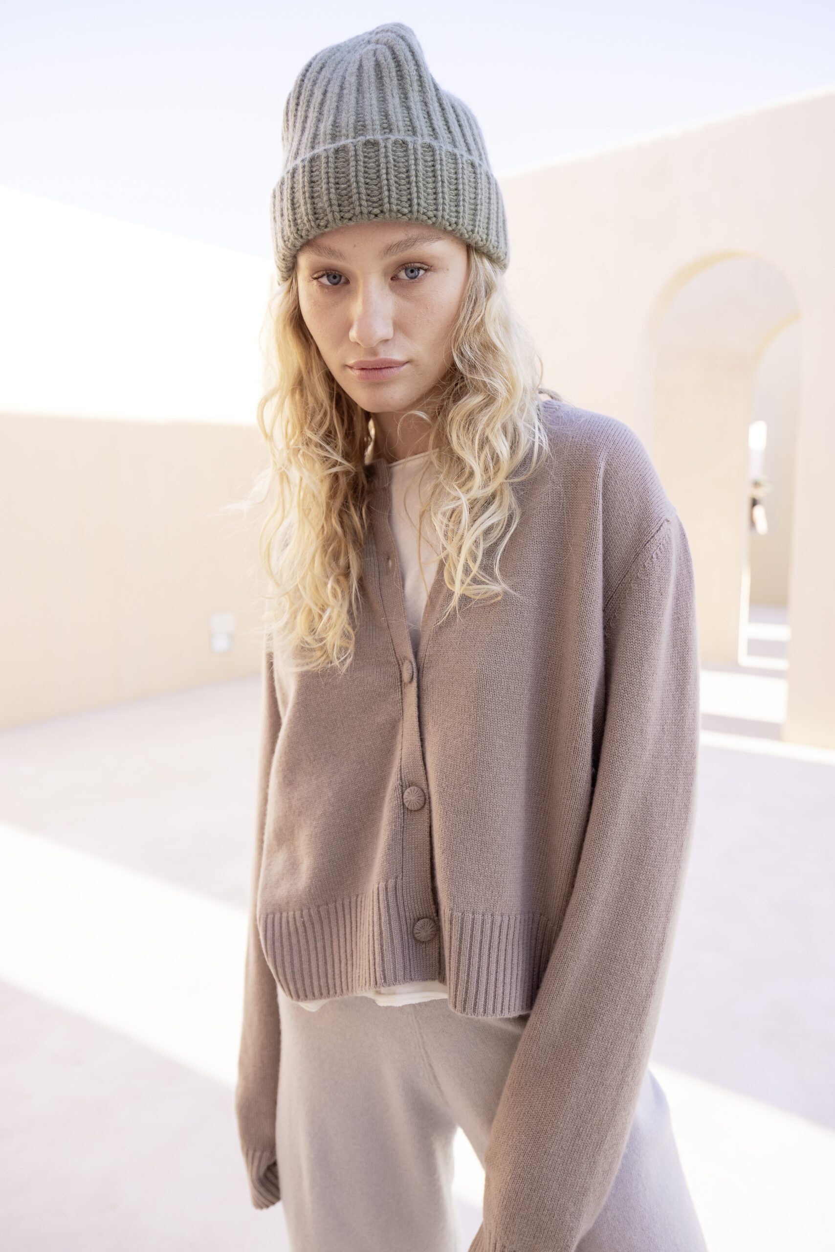 FranziCardigan_AlexHat-min