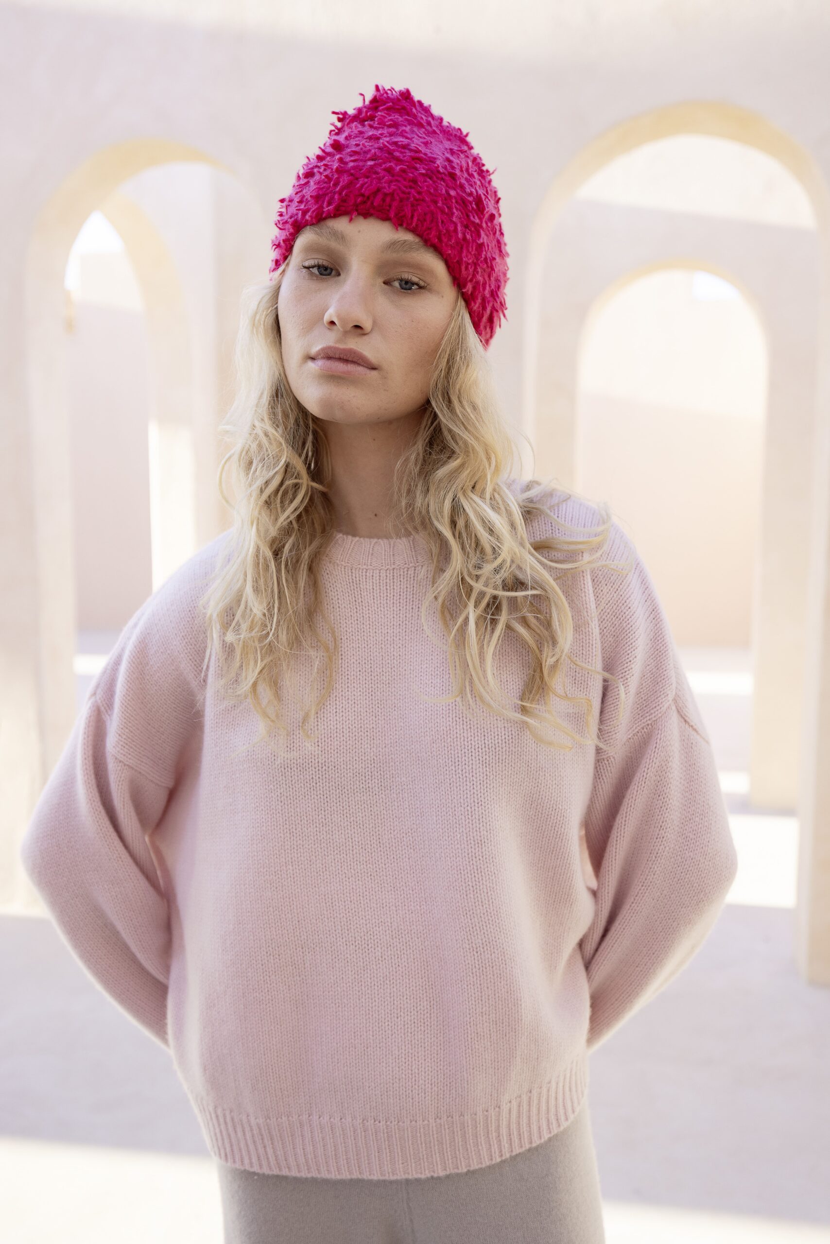 JulesSweater_FringeHat-min