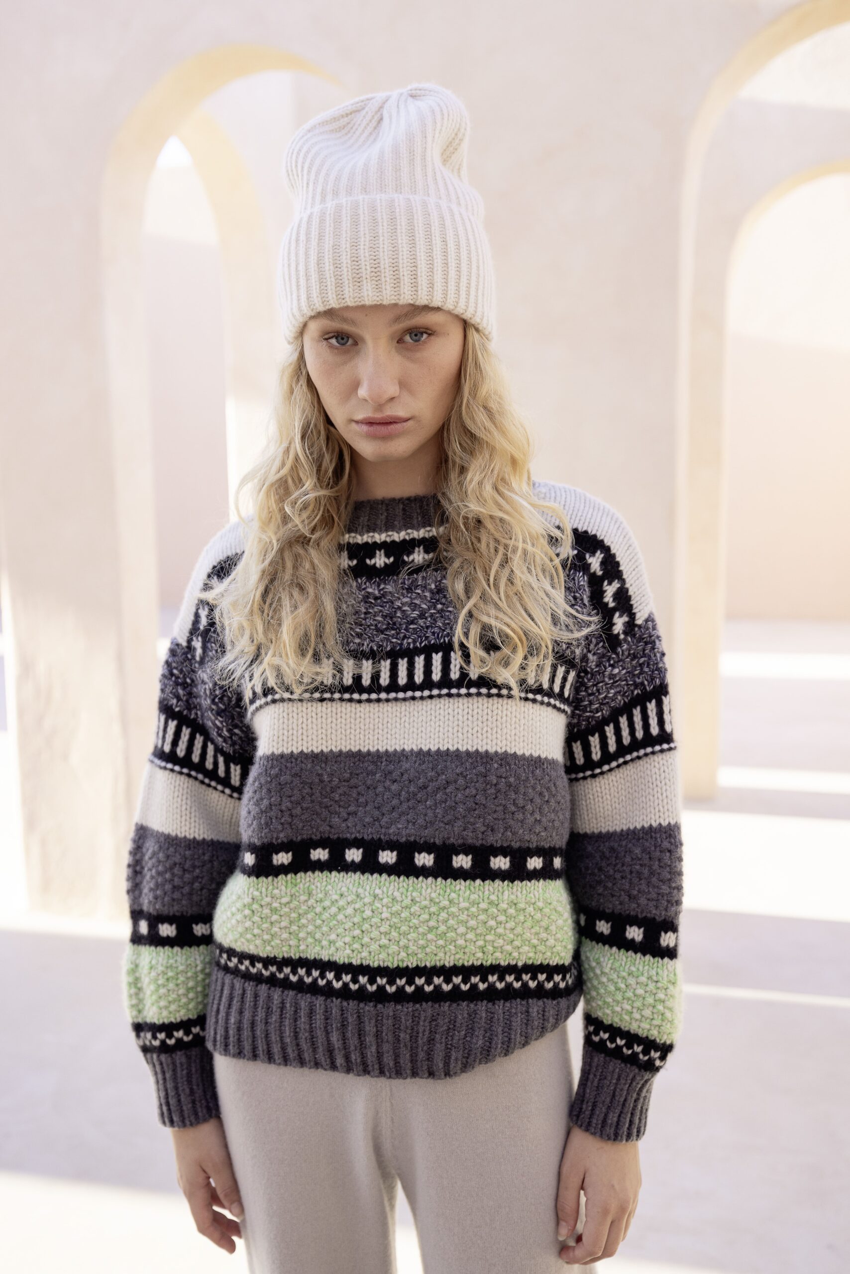 SusiSweater_MariusHat-min