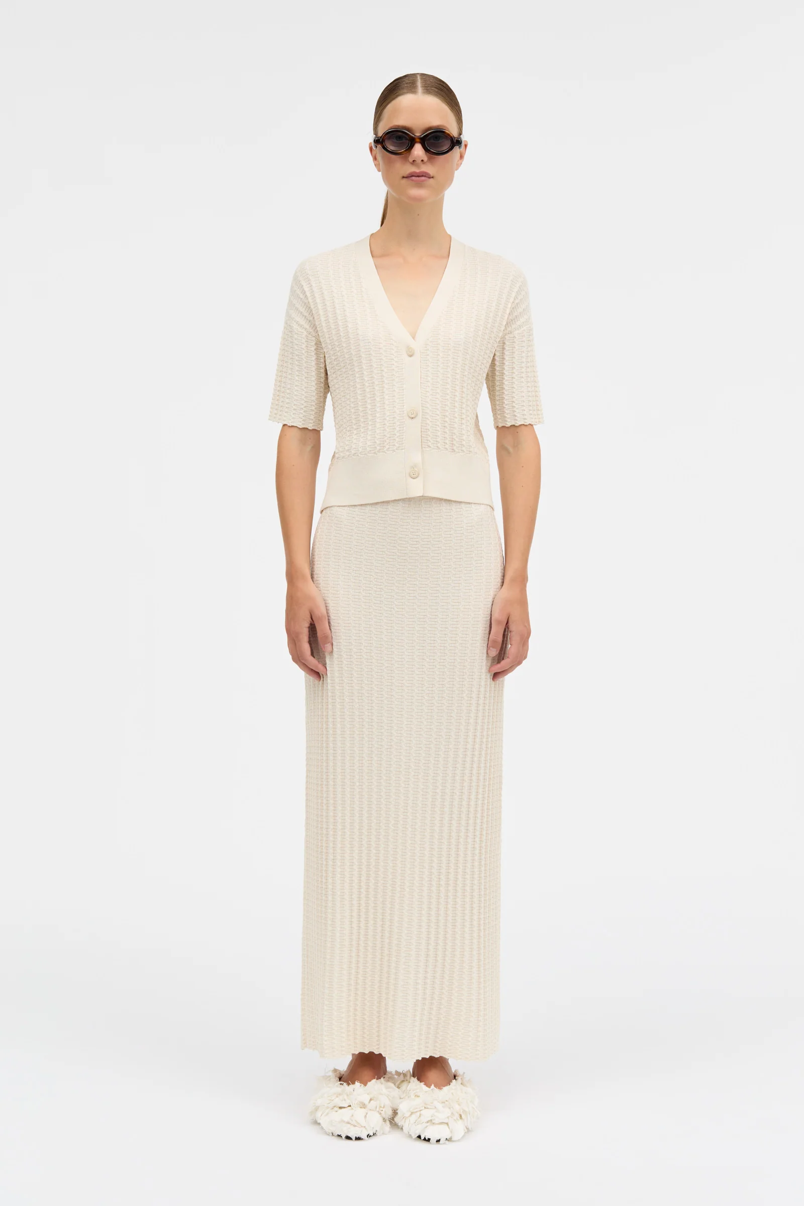 KEVA_WAVY_KNIT-Sweater-26-2-223-3032-CREAM_1600x