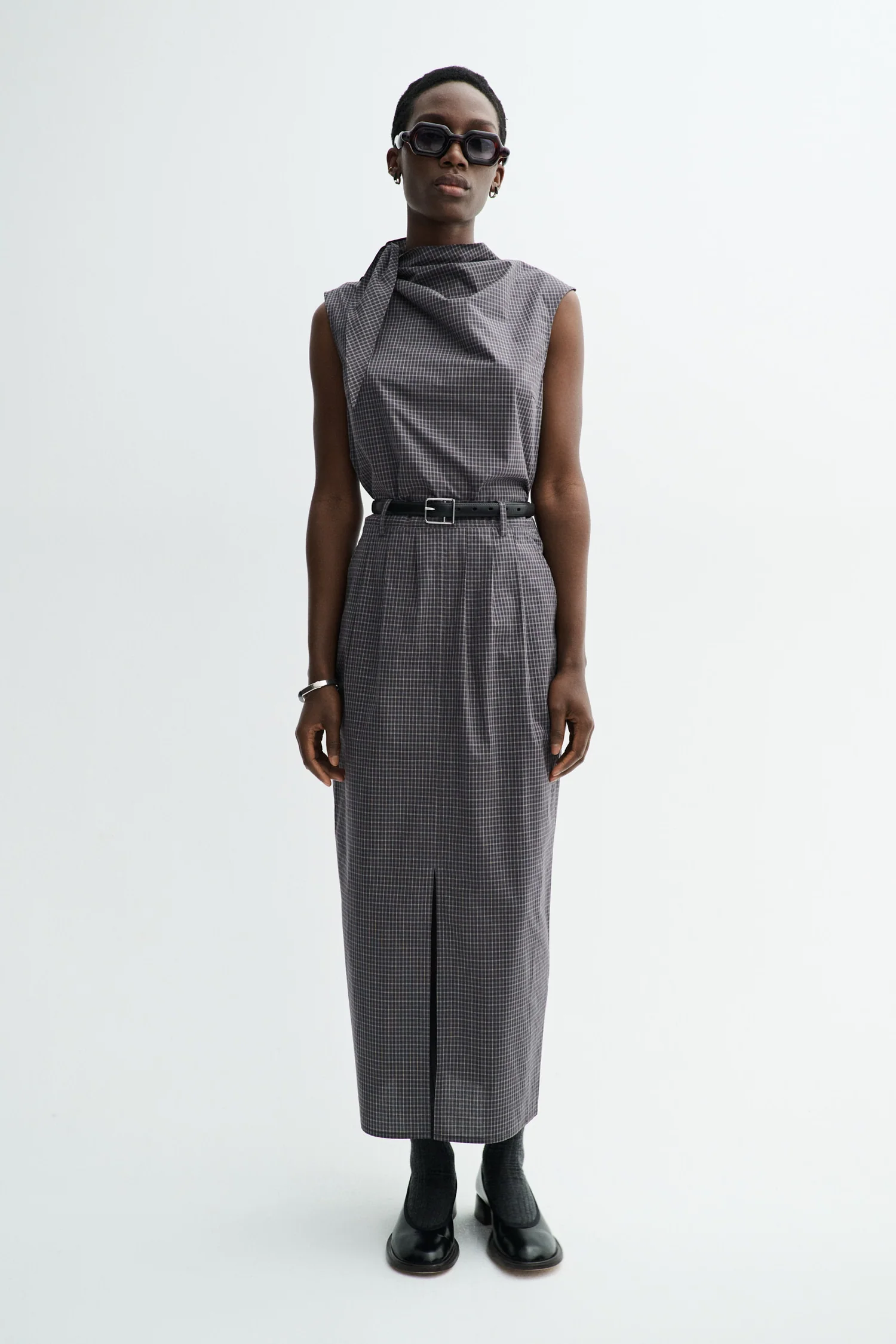 NOVELLA_CHECK_POPLIN-Skirts-26-3-211-3034-CHARCOAL_CHECK